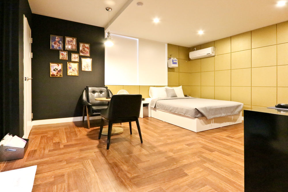 Hotel Home Μπουσάν Εξωτερικό φωτογραφία